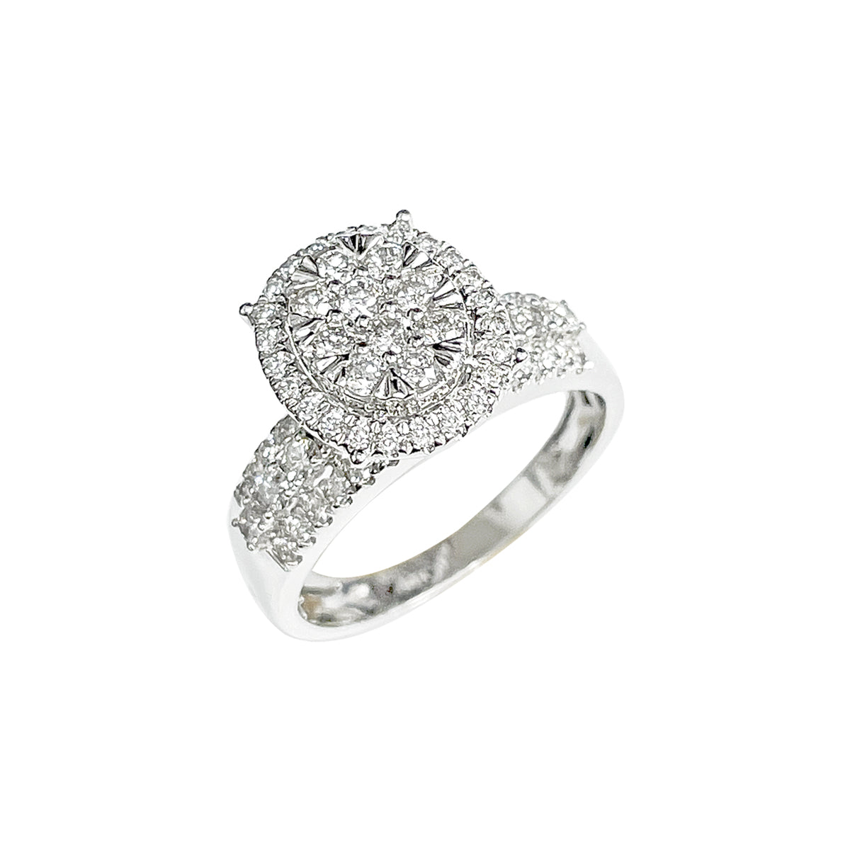 14K Ladies Ring White Gold 0.94CTW